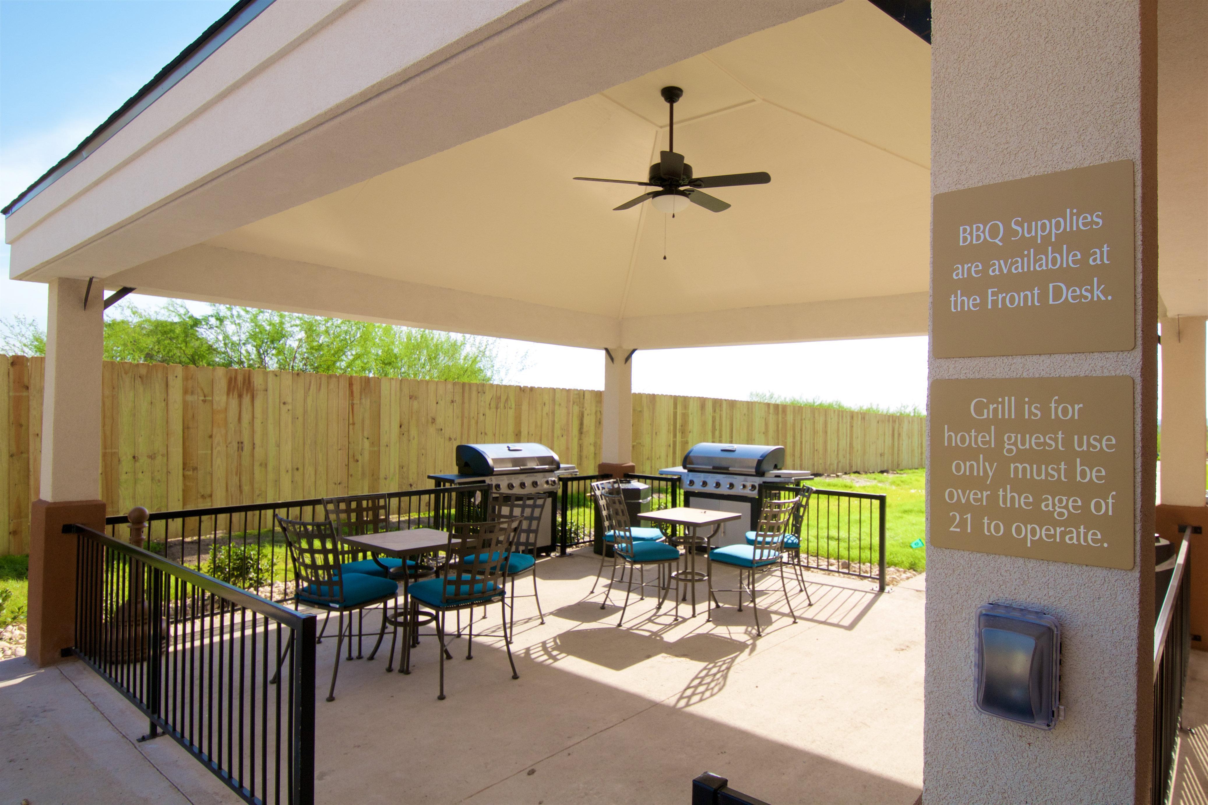 Candlewood Suites Kenedy By Ihg Exterior photo