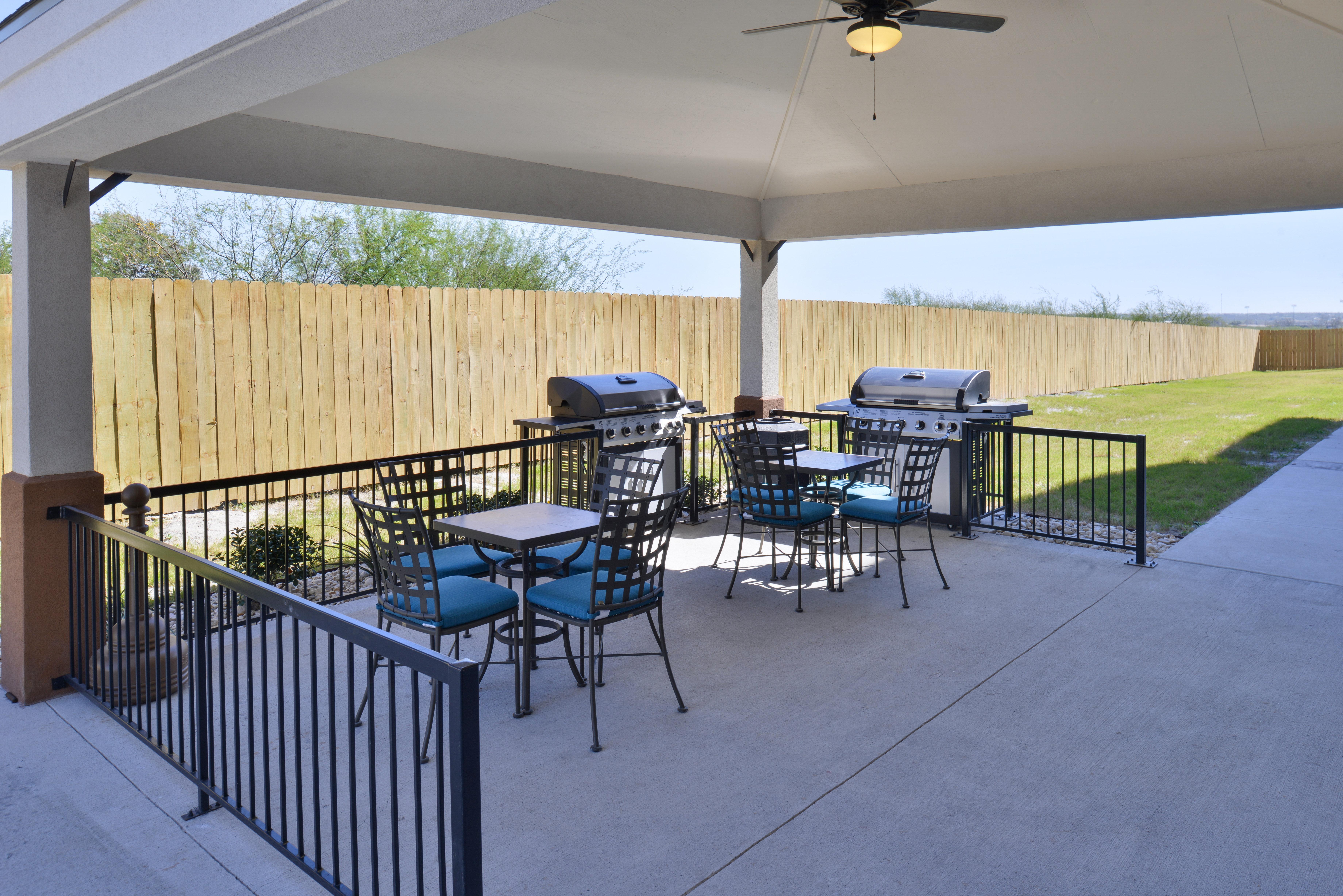 Candlewood Suites Kenedy By Ihg Exterior photo